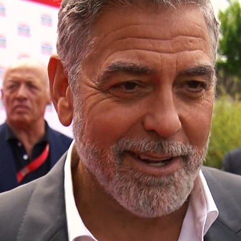 Alle paar Jahre kommt er her in die NRW-Landeshauptstadt: Romantisch! Was George Clooney mit Düsseldorf verbindet