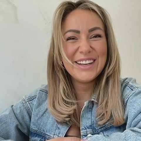 "Love Island"-Star Chethrin Schulze ist schwanger – und kommt auch in unserem Interview aus dem Strahlen gar nicht mehr heraus.