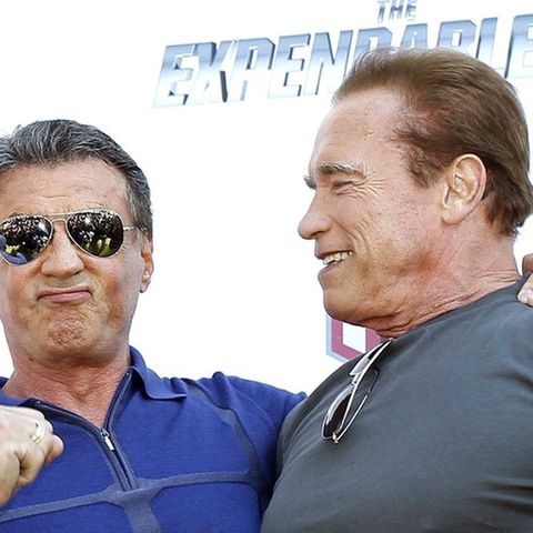 Stallone gibt zu: Schwarzenegger der "bessere Action-Star"
