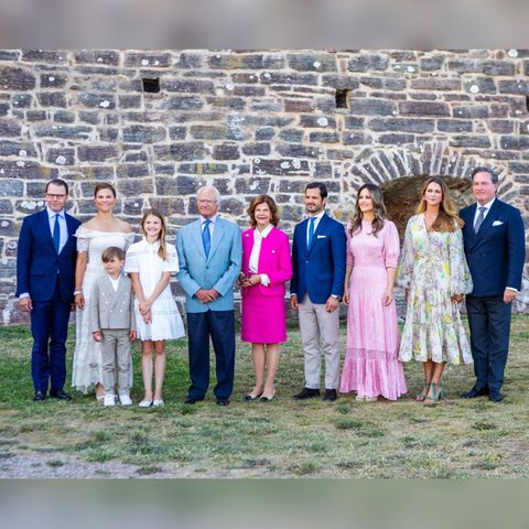 Die schwedische Königsfamilie zeigte sich an Victorias Ehrentag in der Borgholmer Burgruine.