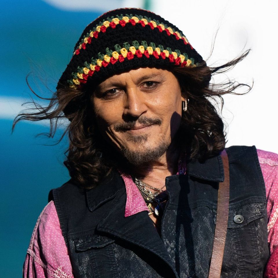 Johnny Depp performt wieder auf der Bühne.