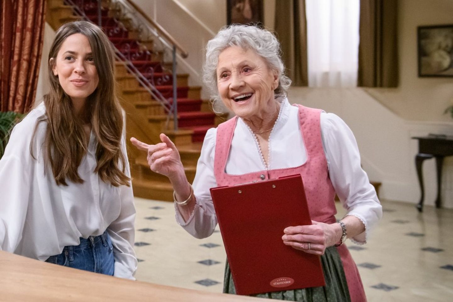 Sturm der Liebe"-Star Antje Hagen wird 85: Geburtstagsfeier mit der Familie  im Camper