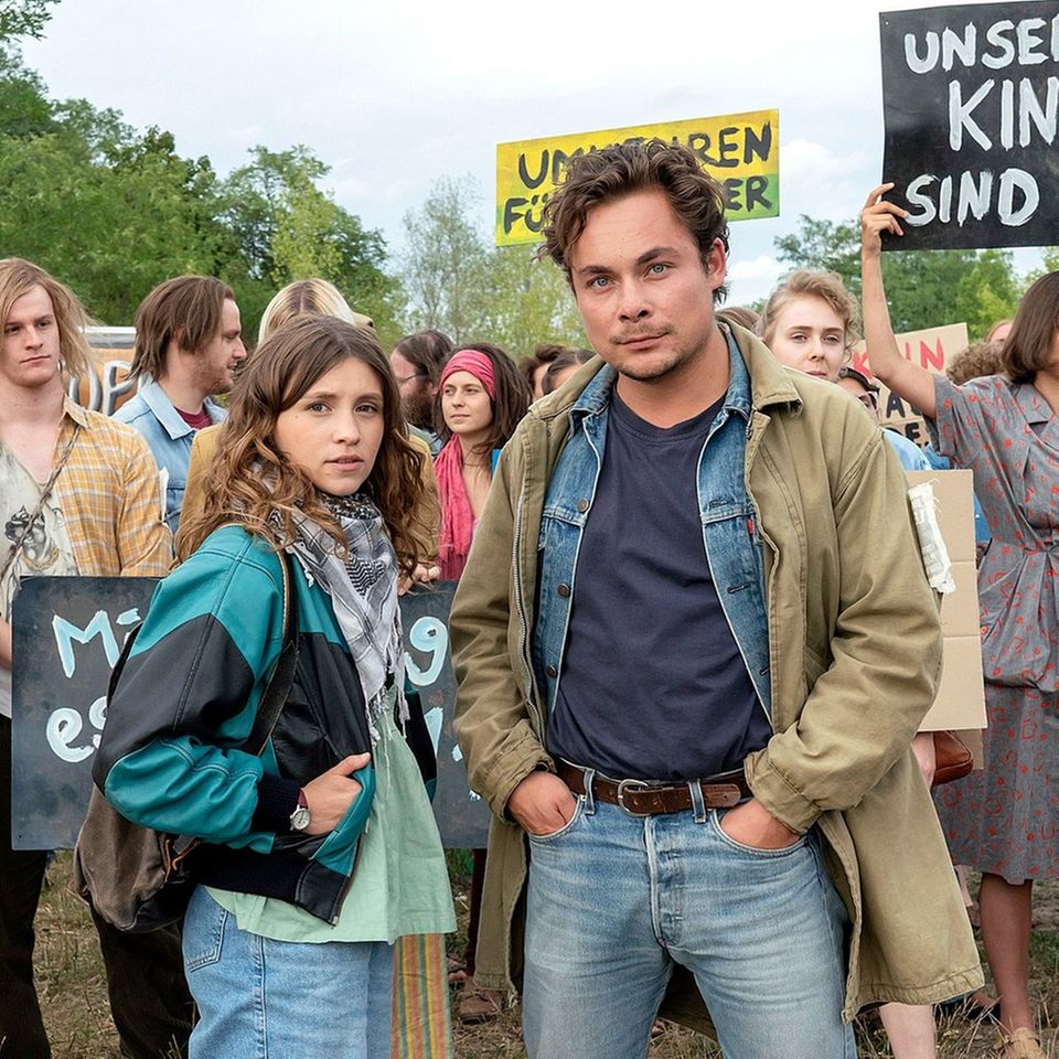 "Die unheimliche Leichtigkeit der Revolution": Franka (Janina Fautz) und Stefan (Ferdinand Lehmann).