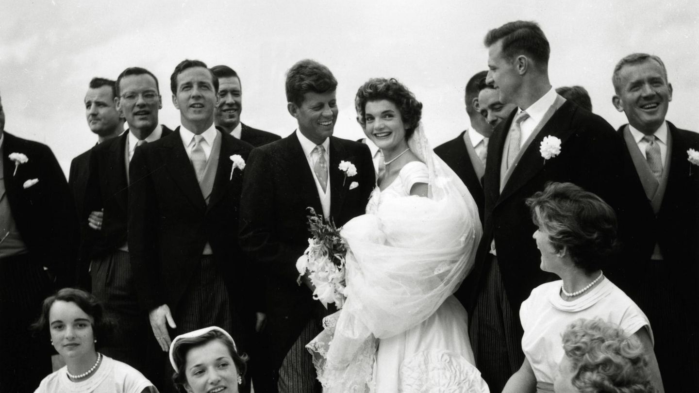 Hochzeitskleid von Jackie Kennedy bei Onassis