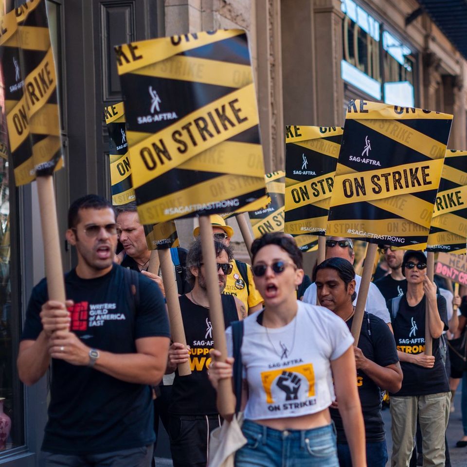 Bereits seit dem 2. Mai 2023 befinden sich die US-Drehbuchautoren im Streik