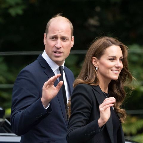 Prinz William wird ohne Prinzessin Kate nach Singapur fliegen.