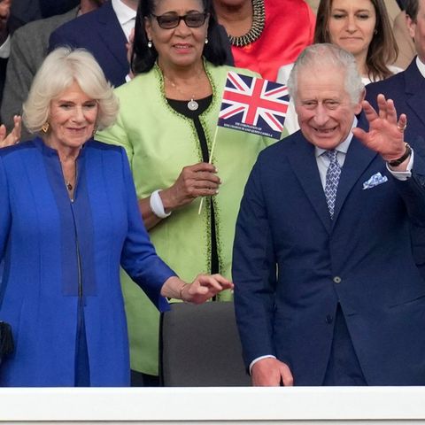 Königin Camilla und König Charles während der Krönungskonzertes auf Schloss Windsor.