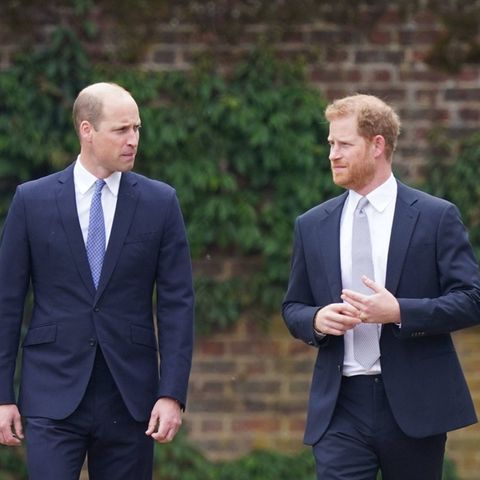 Prinz William und Prinz Harry (r.) im Jahr 2021 in London.