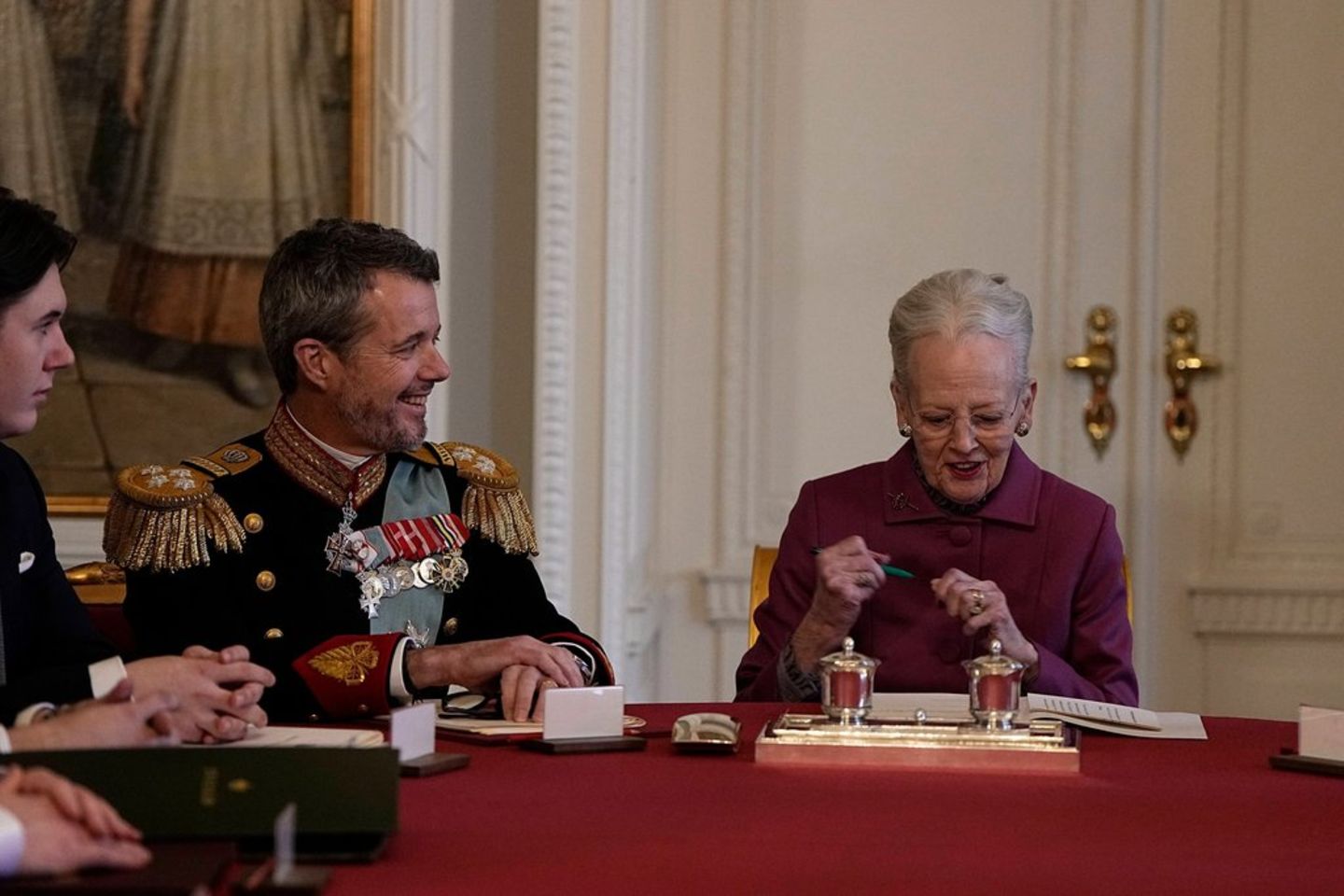 König Frederik Und Königin Margrethe Der Thronwechsel Ist Vollbracht