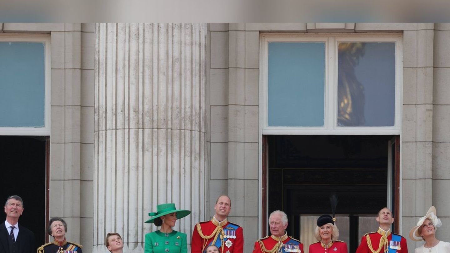 Charles Was passiert nun bei den Royals?