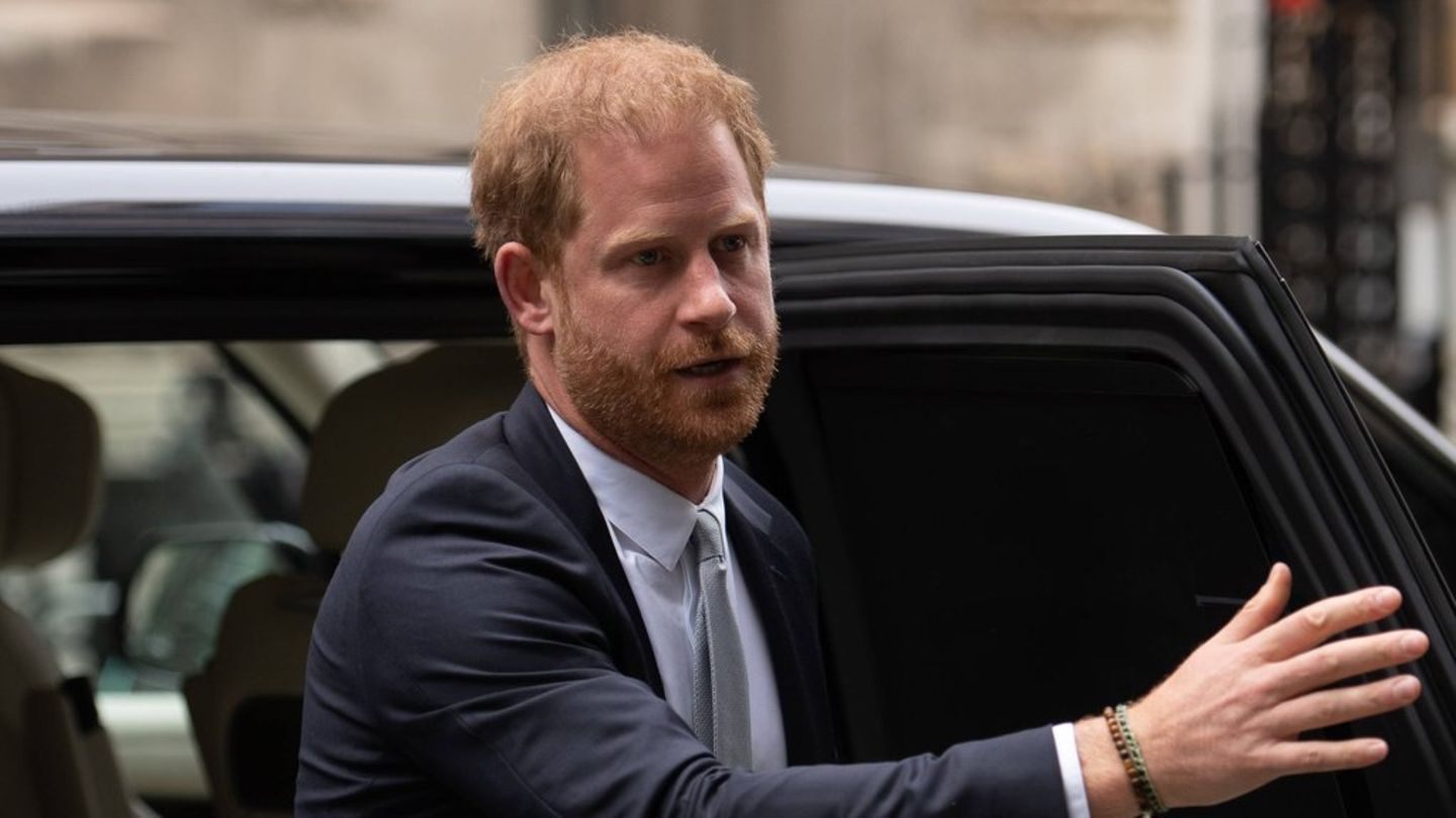 Prinz Harry Wann erfuhr er von Kates und Charles' OP?