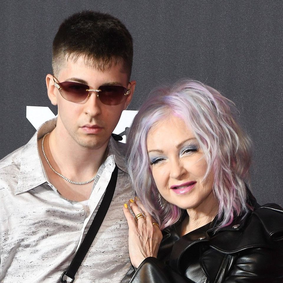 Cyndi Lauper mit ihrem Sohn Declyn bei den MTV Video Music Awards.