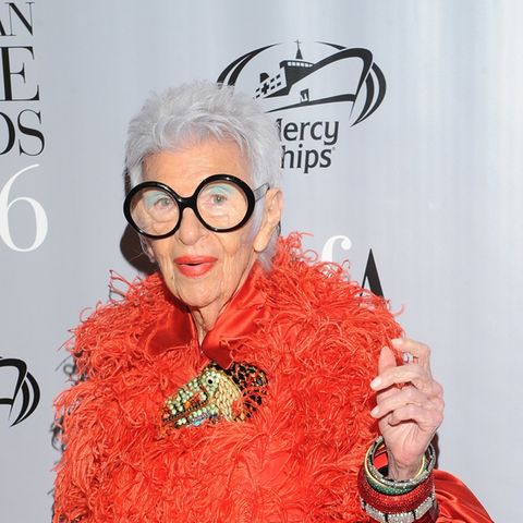 Iris Apfel ist im Alter von 102 Jahren gestorben.