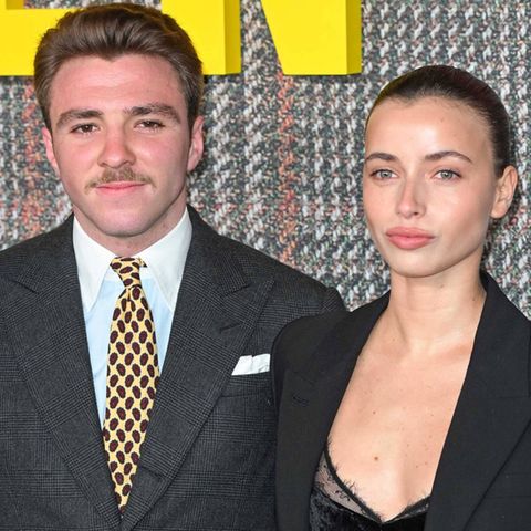Rocco Ritchie und seine Freundin Olivia Monjardin bei der Premiere von "The Gentleman" in London.