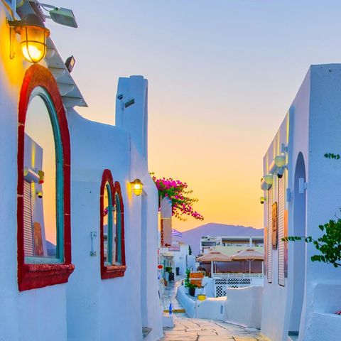 Eine der schönsten Inseln in Europa ist Santorin in der griechischen Ägäis.