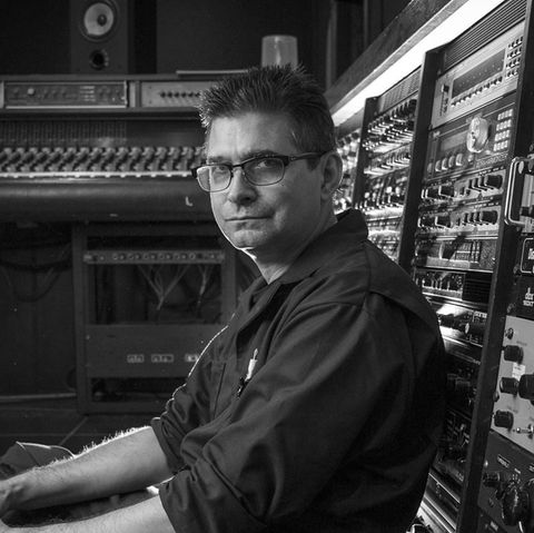 Steve Albini, hier 2014 in seinem Studio in Chicago, gab an, mehrere tausend Alben produziert zu haben.