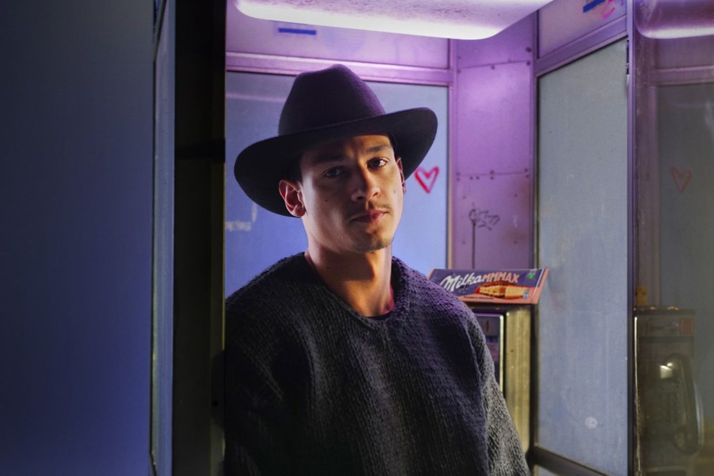 Emilio Sakraya So will er seine Fans ermutigen