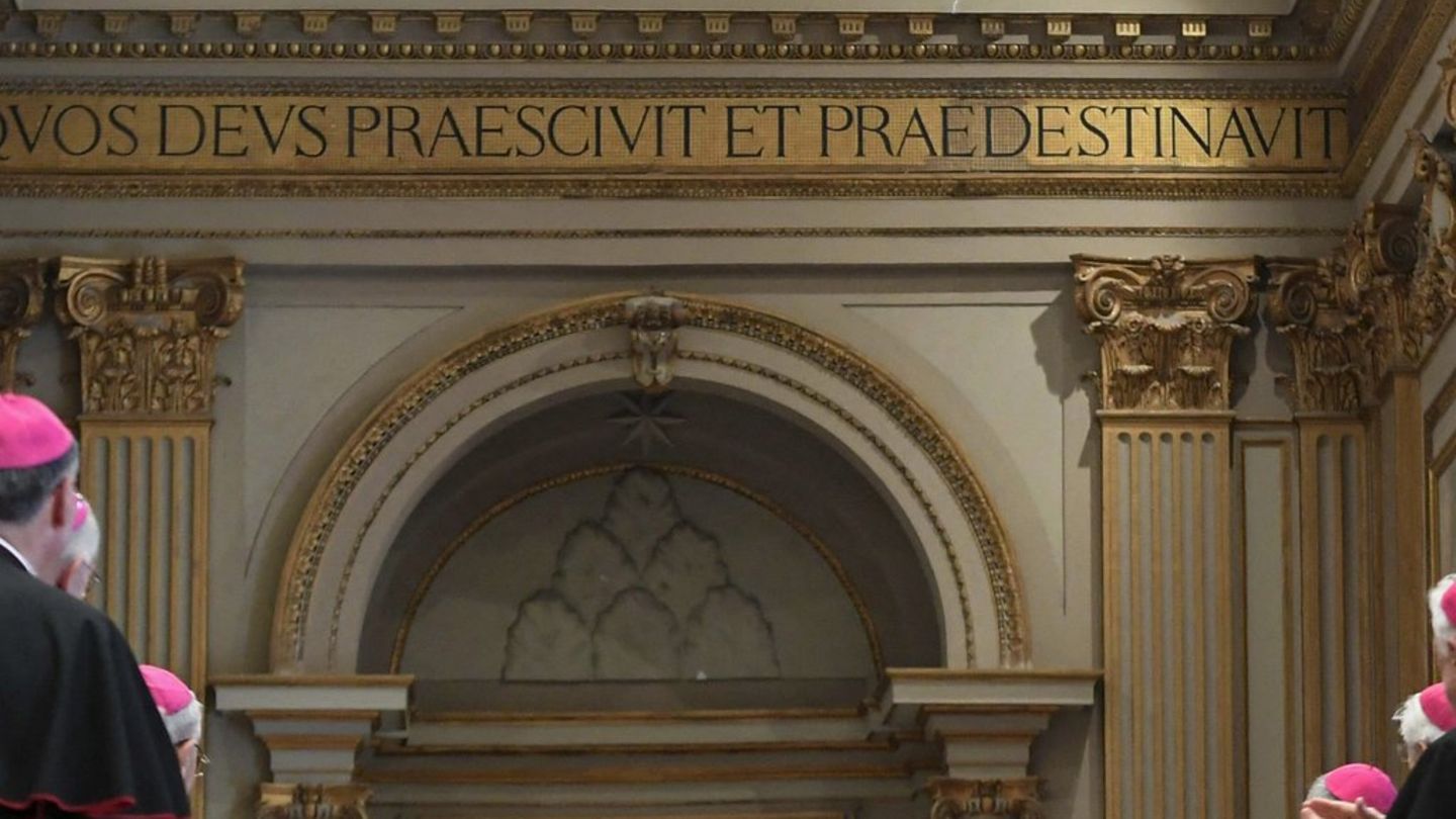 Papst Leo XIV.: Mit Madonna und Justin Bieber verwandt